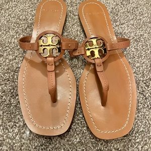 Tory Burch Mini miller leather thong sandals,